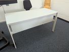 Bürotisch mit Blende Hellgrau Ätzglas - Fuss Silber