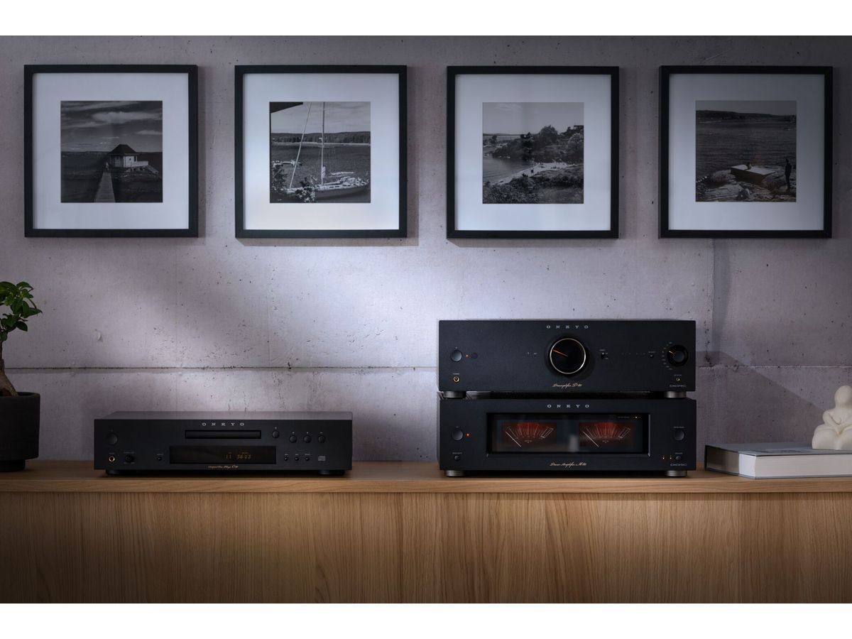 C-30 - CD-Player, schwarz